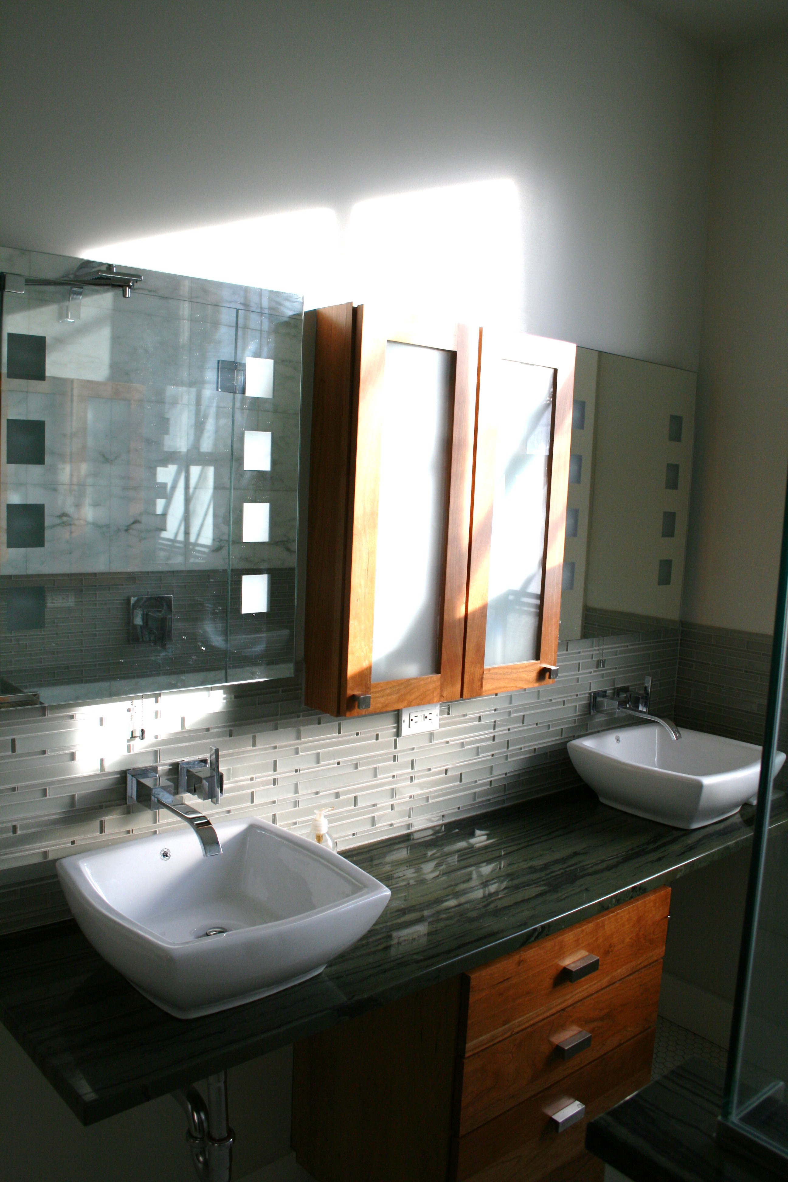 Bathroom Vanities New Haven, CT - Custom Cabinets New Haven, CT